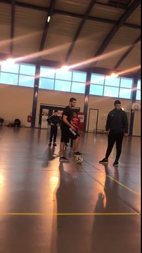 Concours de petits ponts avec les joueurs de l'U.S.B