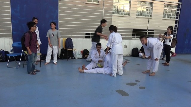 CLB Taekwondo ĐH Thăng Long thứ 5 23-6-2016 sinh nhật 7 tuổi của clb 00001