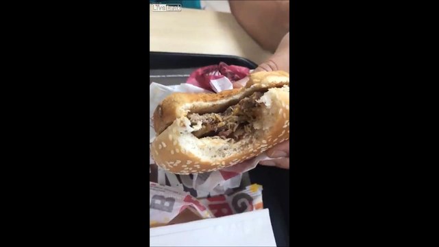 Nouveau chez Burger King : L'hamburger aux vers !