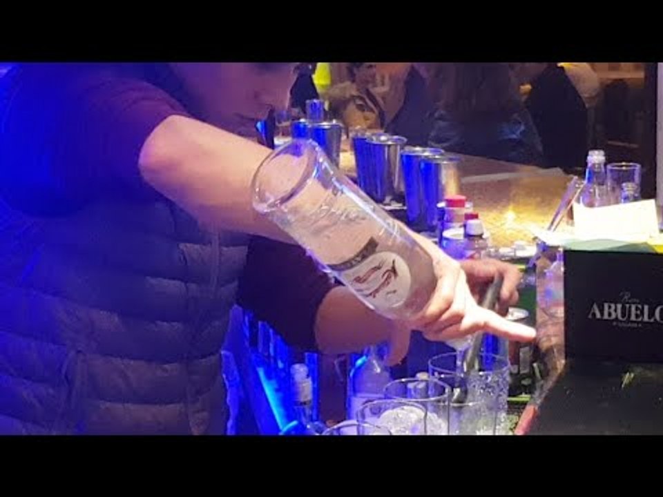 El Trabajo De Un Barman