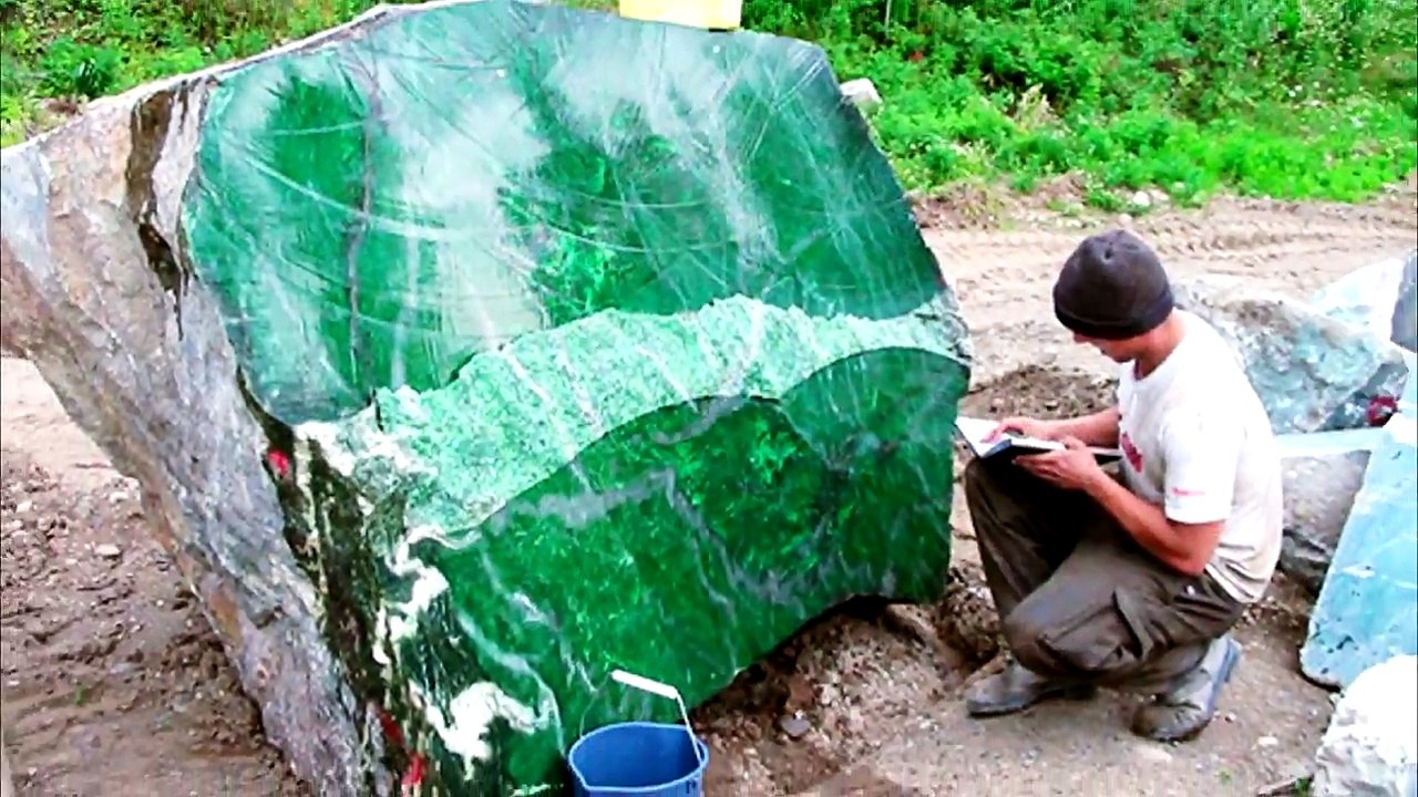 6 Most Valuable Gemstones Ever Found