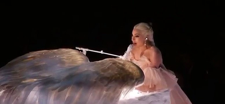 Lady Gaga - Joanne/Million Reasons (Live at GRAMMYs 2018)