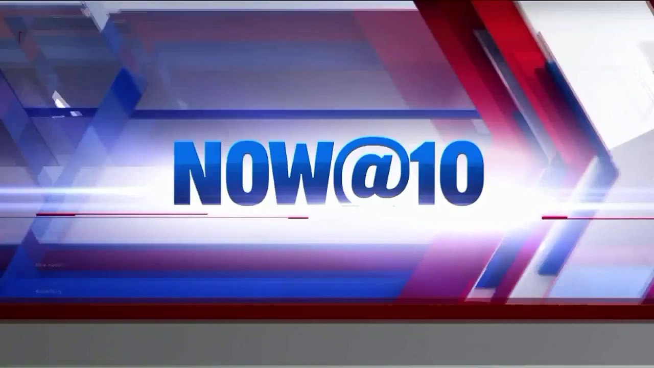 Good Samaritan, Police Pull Elderly Couple from Burning Home