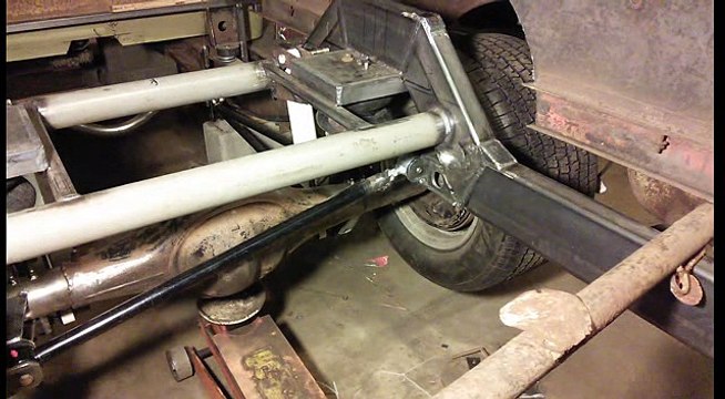 Video 19, Hot Rod 1946 Dodge pickup, panhard bar and shock mounts