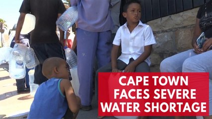 下载视频: Water shortage takes grip of Cape Town during severe d rought