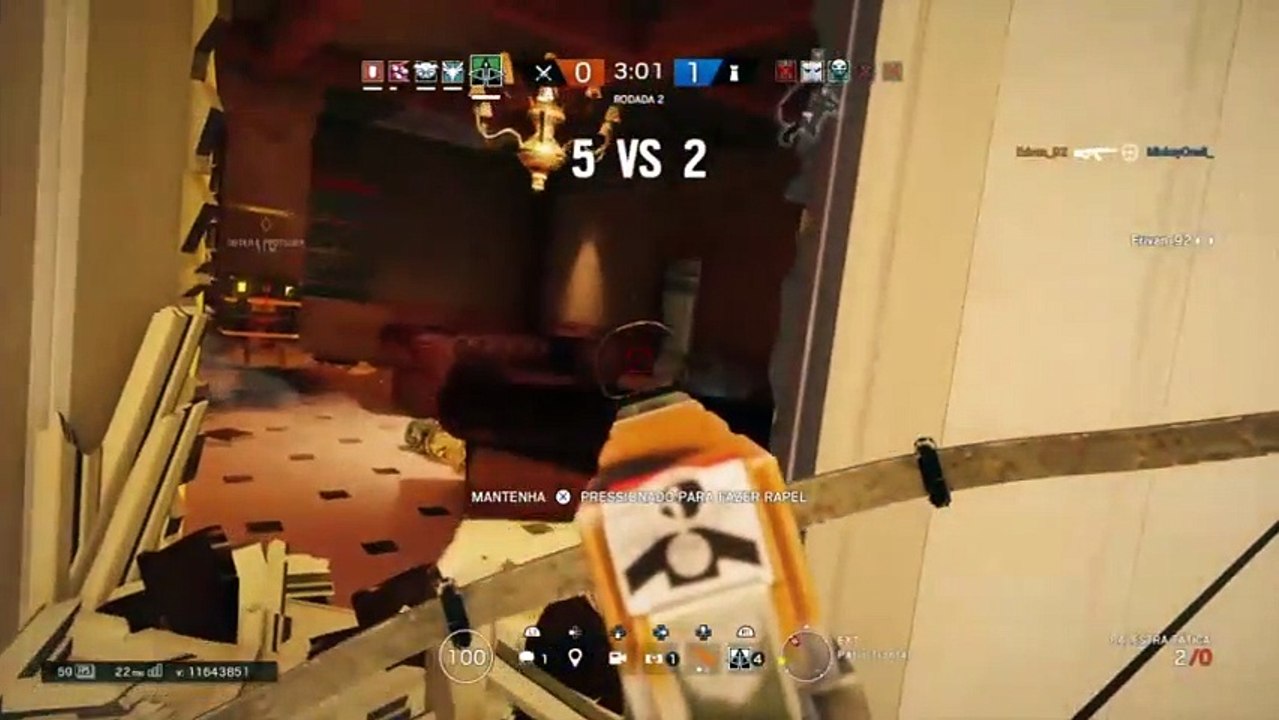 Jogando rainbow 6 (18)