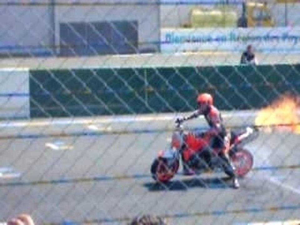 24h du Mans 2007 - Stunt Début 7