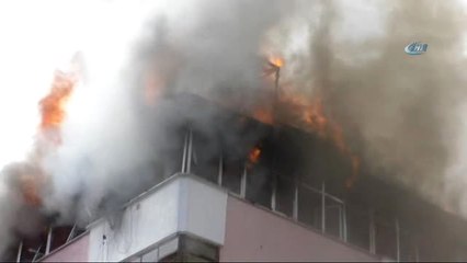 Yangın Esnasında Kopan Parçalar 'İzleyenlere' Panik Yaşattı