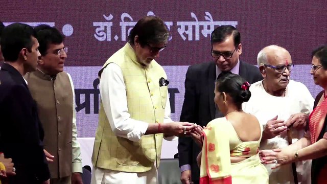 Amitabh Bachchan Interacts With The Beneficiaries Of Hearing Aid Kits