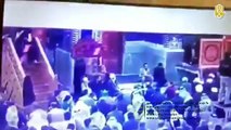 لحظة الاعتداء على ممثل المرجعية لحظة الاعتداء على شيخ عبدالمهدي الكربلائي