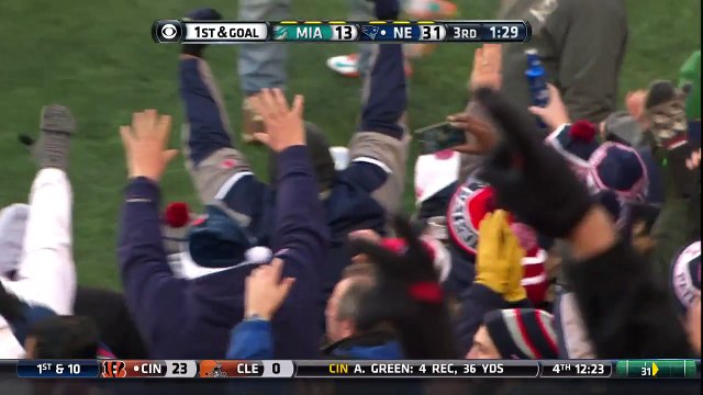 2014 - New England Patriots quarterback Tom Brady throws 6-yard touchdown to Edelman