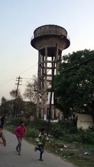 Huge water tank fall down Live Video 2018