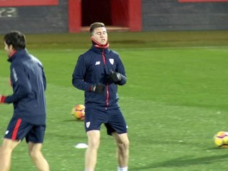 Скачать видео: Guardiola 'delighted' with Laporte signing