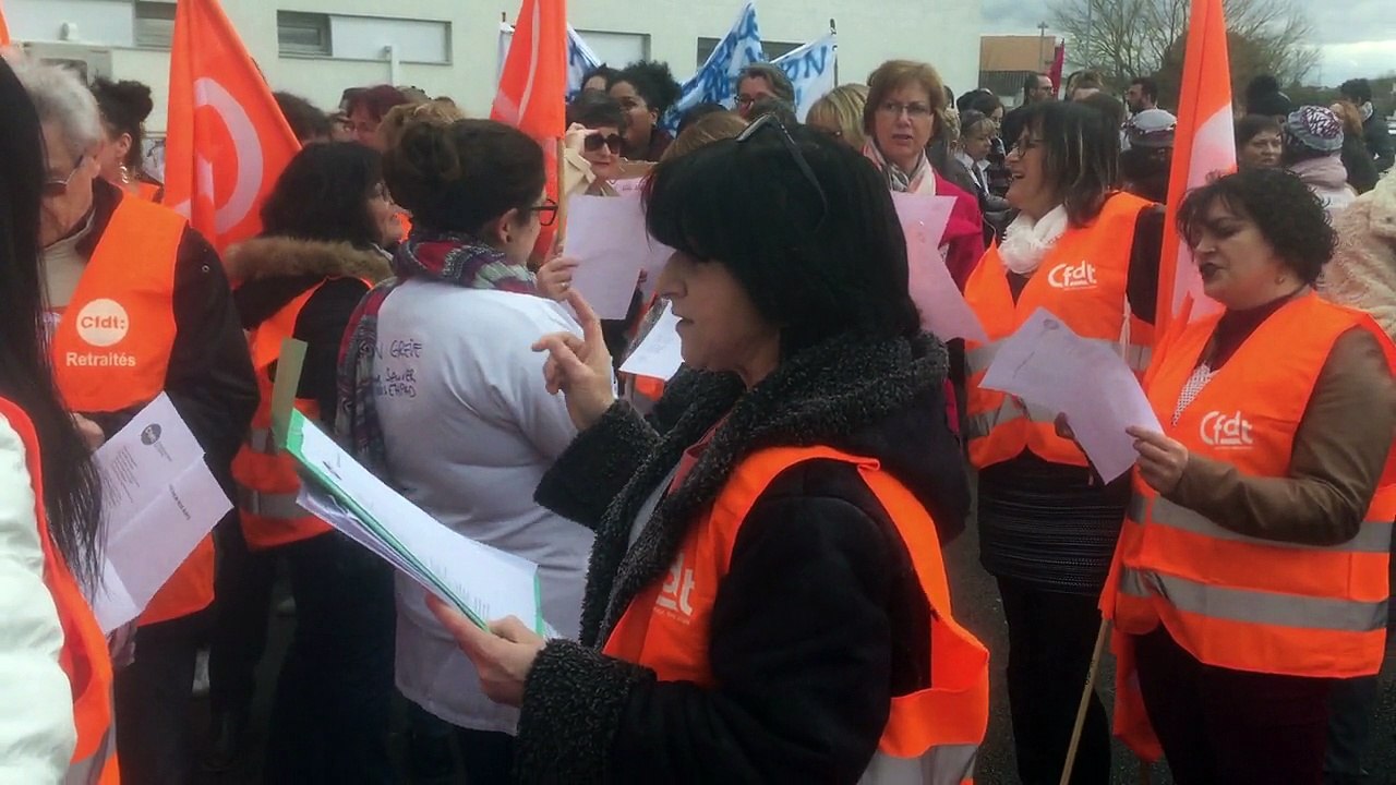 Ehpad, les soignants manifestent à Angoulême