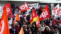 Maisons de retraite : des personnels des EHPAD manifestent devant l'agence de Pau de l'Agence régionale de santé