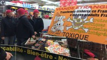 Côtes-d’Armor : les éleveurs de porc vident les rayons dans les magasins