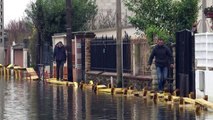 Residents in Villeneuve-Saint-Georges fed up with floods
