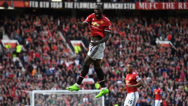 Mourinho must loosen shackles on Lukaku to trouble Spurs - Sherwood