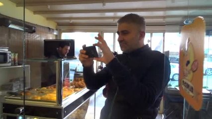 Köy Meydanına Bayrak Diken Çocuklar Ankara'da