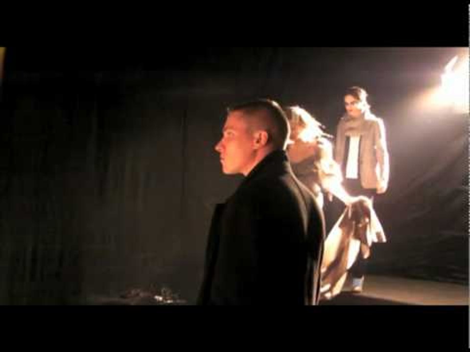 Models rehearse for the Vivienne Westwood Gold Label AW10 show| Grazia UK