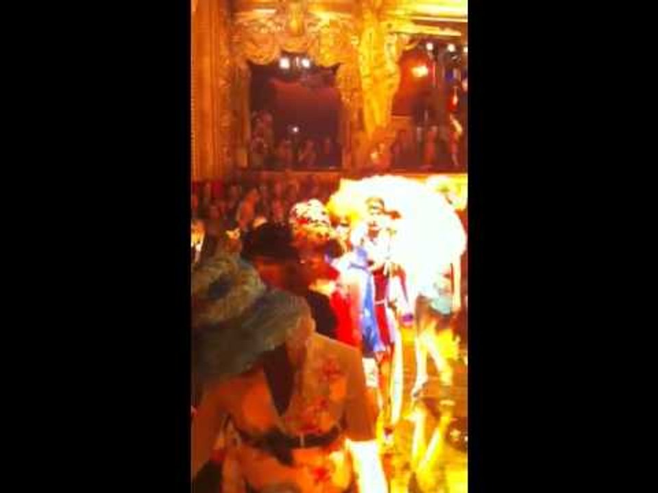 PFW S/S '11: John Galliano Catwalk Finale!| Grazia UK