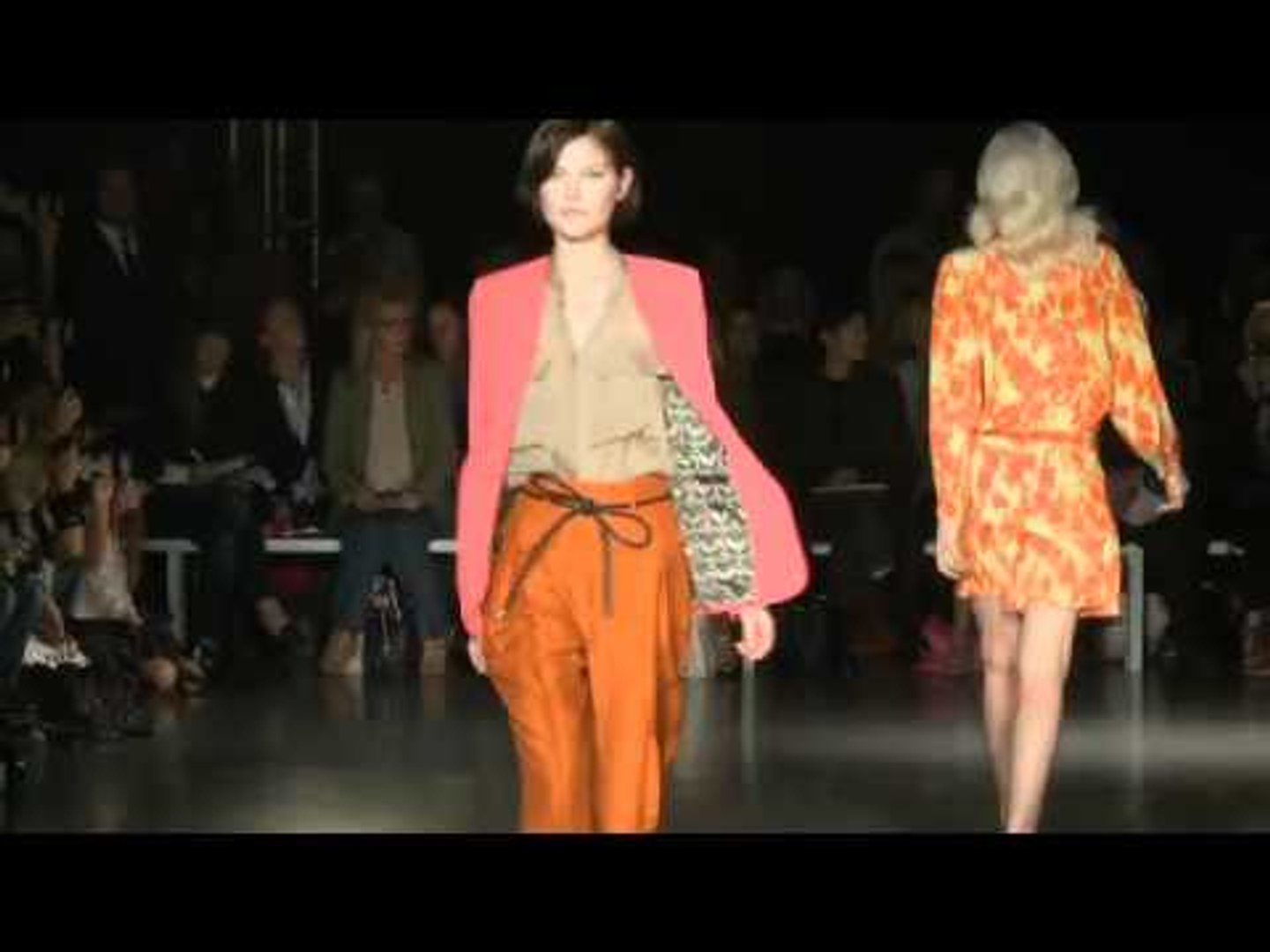 ⁣Catwalks, Celebrities, Backstage Beauty at London Fashion Week DAY THREE!| Grazia UK