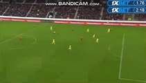 Rennes-PSG : But refusé de Wahbi Khazir près visionnage de la vidéo.