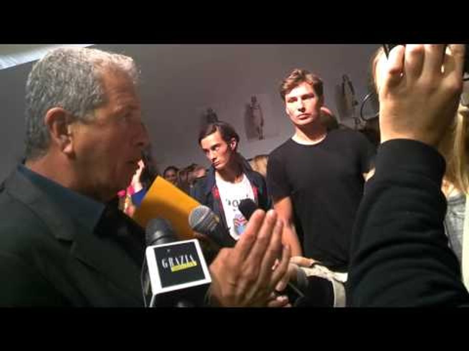 Mario Testino Backstage At Burberry SS15  GOOGLE GLASS| Grazia UK