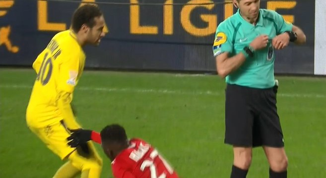 Rennes-PSG : Quand Neymar se moque de joueur Rennais Traoré !