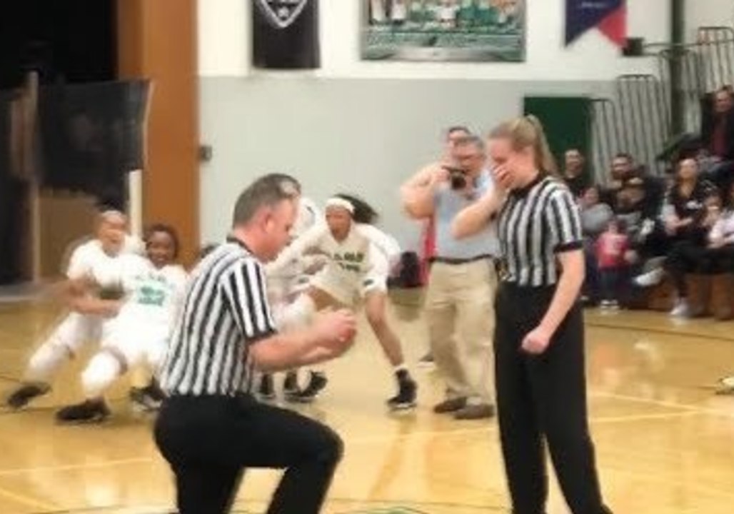 Marriage No Longer Out of Bounds for Romantic Ref