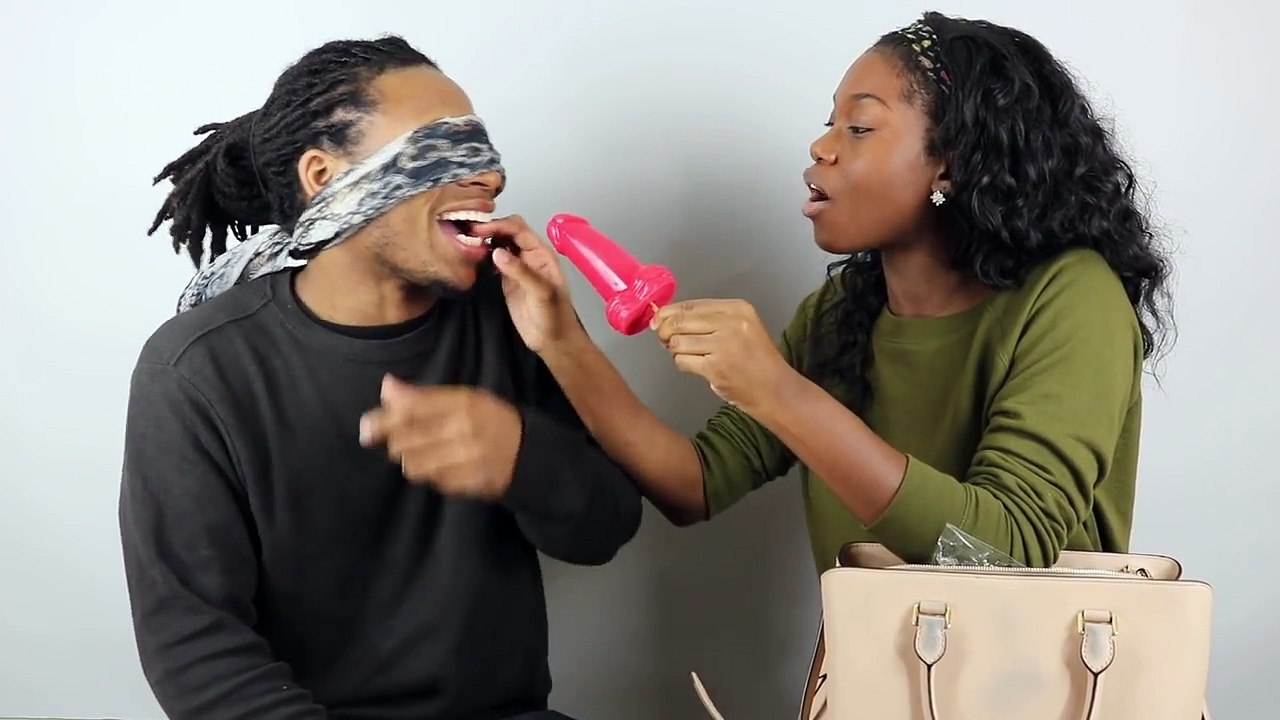 WHATS IN MY MOUTH CHALLENGE!!! (DIRTY EDITION)