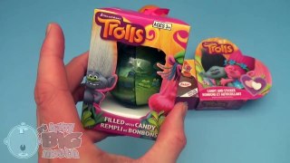Trolls Party! Opening Trolls Surprise Eggs and Candy!