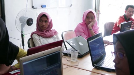 TEMPAT KAMI BEDA!! 0857.1407.0609 (Bu Anita), Magang Anak Smk