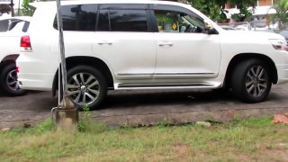 2017 Toyota Landcruiser 202 Startup and Review