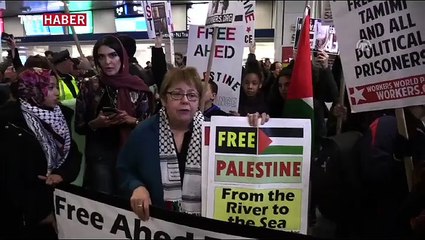 New York'ta yüzlerce kişi Filistin'in cesur kızı için toplandı