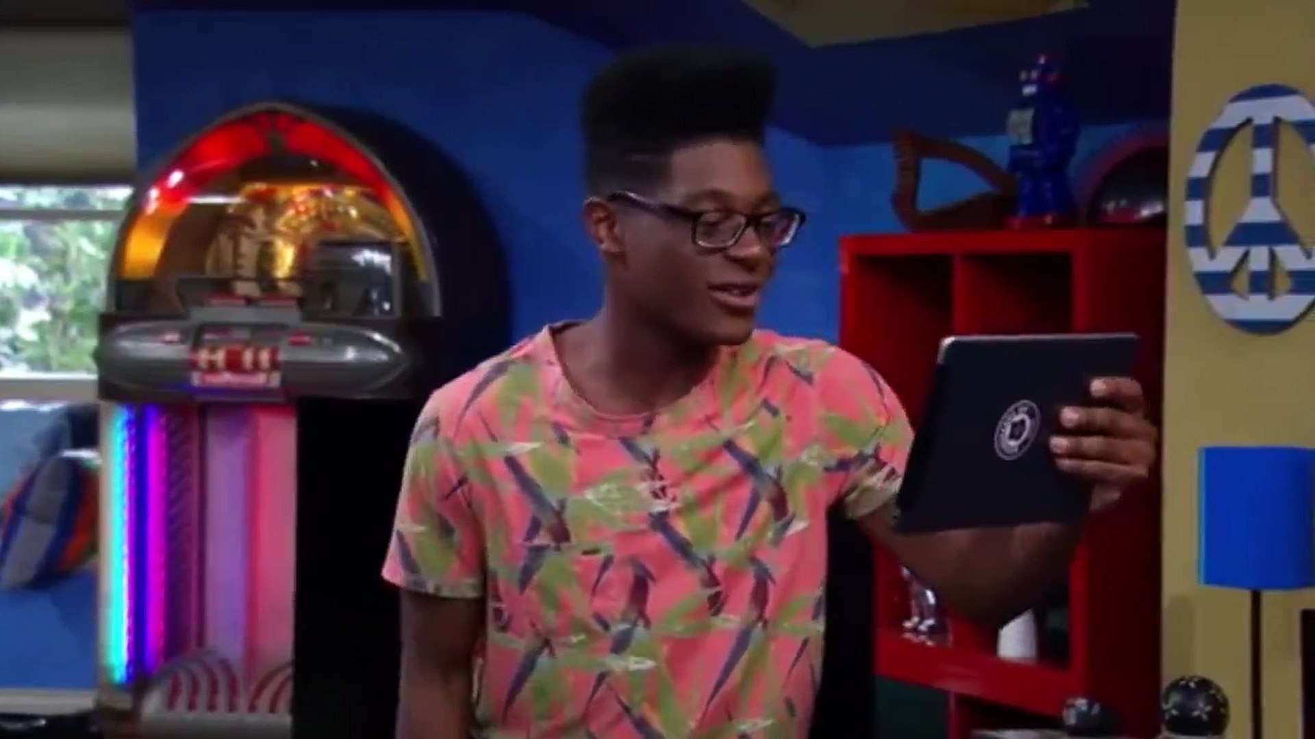 K.C. Undercover S 3 E 15 Revenge Of The Van People