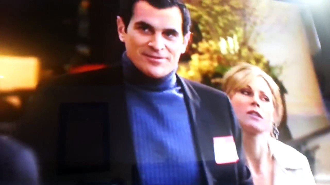 Modern Family Phil and Claire ( Julianne & Clive)