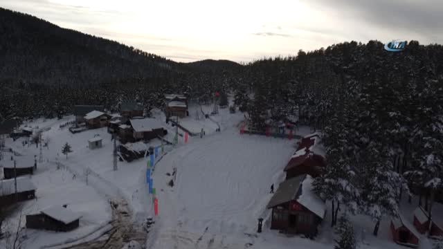 İzcilerden Afrin'deki Mehmetçik'e Destek...ibb Kış İzci Kampı Havadan Görüntülendi