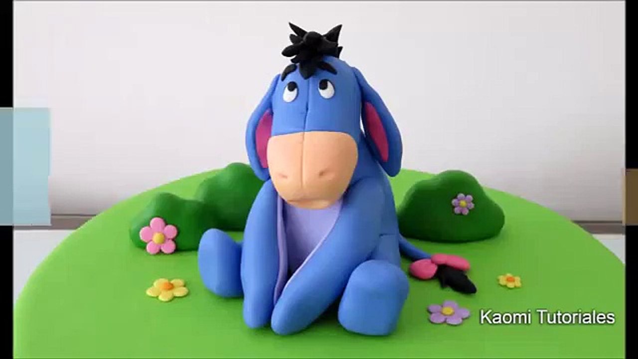 Eeyore (Cake Topper) with gum paste / Igor en pasta de goma