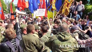 День Победы в Киеве: марш, драки и аресты
