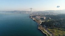 Dev petrol platformu İstanbul Boğazı'ndan geçişi havadan görüntülendi