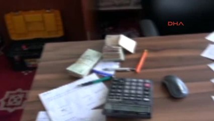 Adana-Furkan Vakfı'nda Çıkan Paralar Polisi Şaşkını Çevirdi