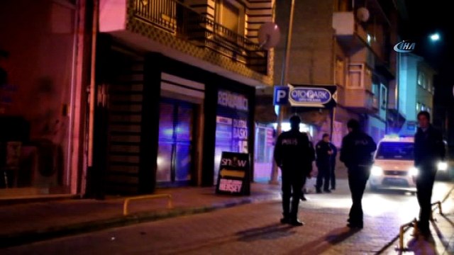 Pompalı tüfekle rastgele ateş açan şahıs polisi alarma geçirdi