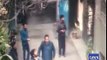 Pakistan Zalzalay ke waqt ki CCTV Footage | Ary News Headlines 09 PM | 31 January 2018