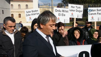 Sinoplu kadınlar gönüllü askerlik başvurusunda bulundu