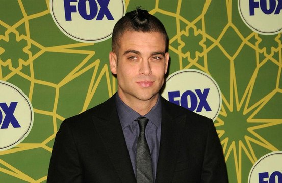 Glee stars pay tribute to Mark Salling