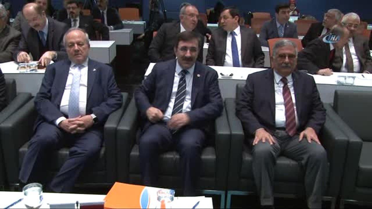 AK Parti Genel Başkan Yardımcısı Yılmaz: "Zeytin Dalı Harekatı Güveni Gösterdi"