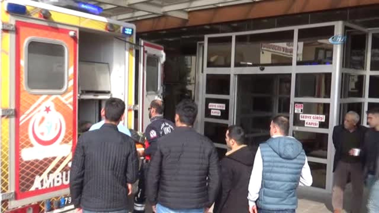 Çatışmada Yaralanan 1 Türk Askeri ile 4 Öso Askeri Kilis'e Getirildi