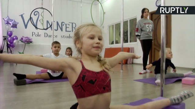 Детские танцы на шесте стали предметом споров в Набережных Челнах