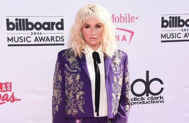 Rose McGowan: Kesha has a 'tremendous heart'